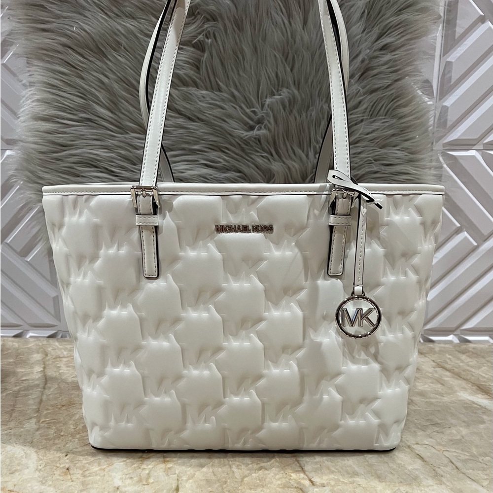 Michael Kors Jet Set MD Optic White Carryall Bag